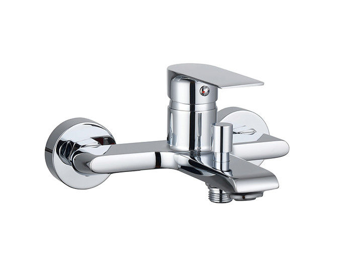 Banho de alavanca única ou misturador de chuveiro banheiro torneira de cobre cromado água fria e quente projetado OEM moderno